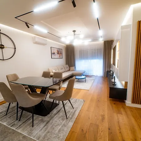 Lux Brilijant Apartmant *