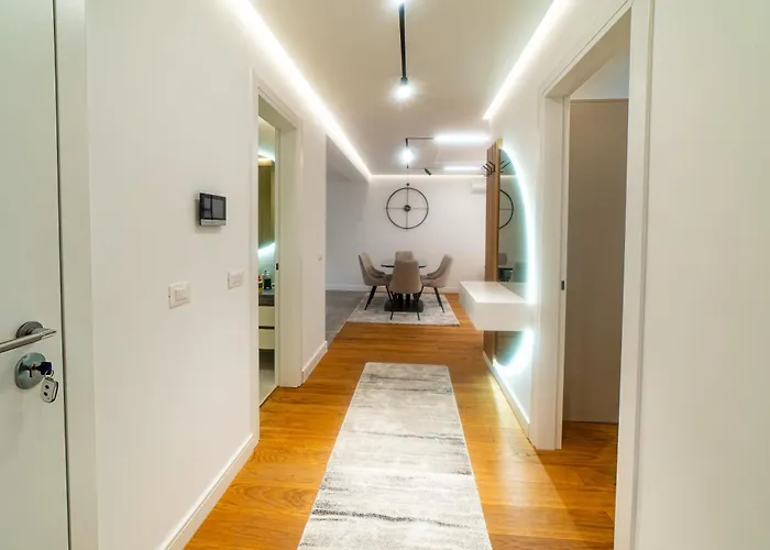 Lux Brilijant Apartmant شقة