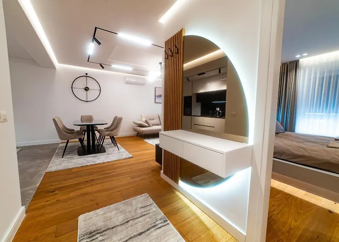 شقة Lux Brilijant Apartmant *