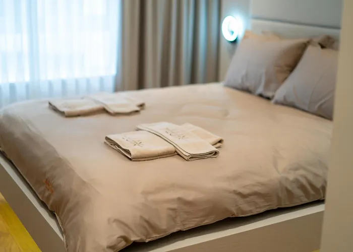 Lux Brilijant Apartmant شقة *